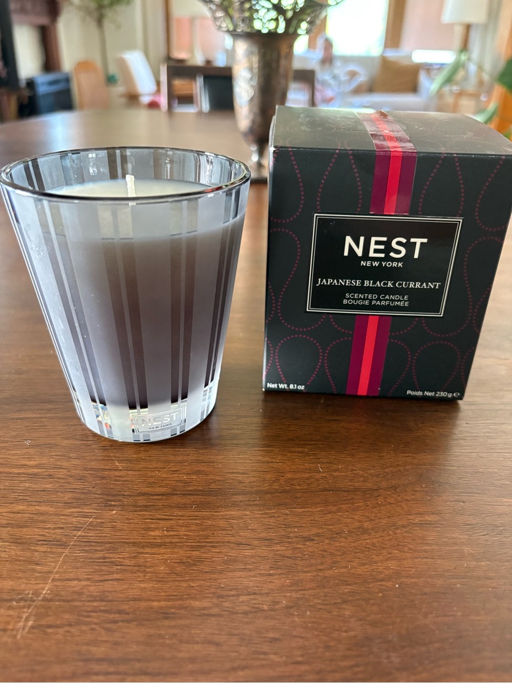 NIB - Nest Fragrances Japanese Black Currant NY Scented Candle 8.1 oz (230g)